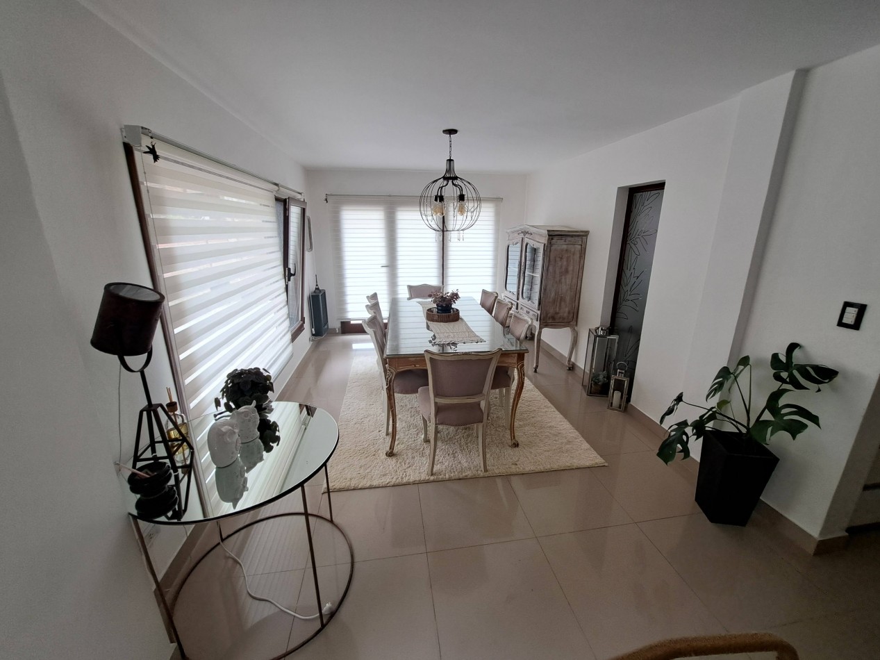 VENTA CASA 4 AMBIENTES LA FLORIDA 1