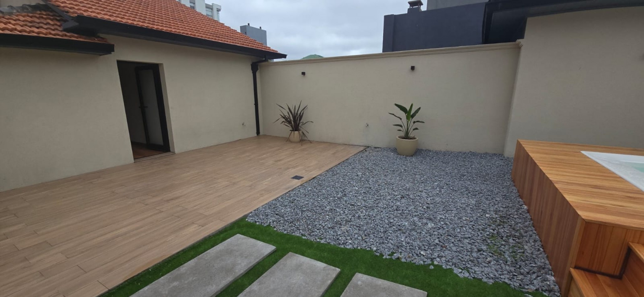 CASA EN PH EN VENTA ZONA PARQUE LURO