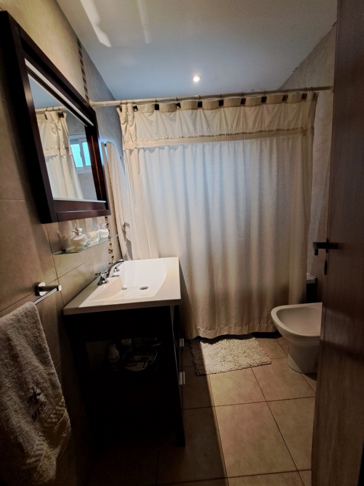 VENTA CASA 4 AMBIENTES LA FLORIDA 1