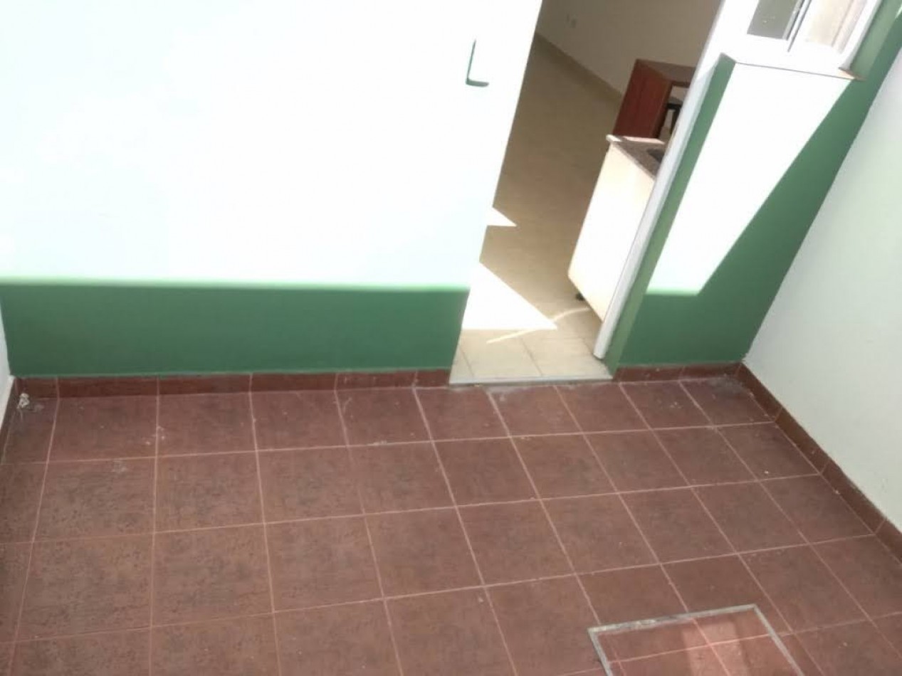 DUPLEX 3 AMBIENTES A ESTRENAR ZONA SAN JUAN-TOMA VEHICULOS EN PARTE DE PAGO!!
