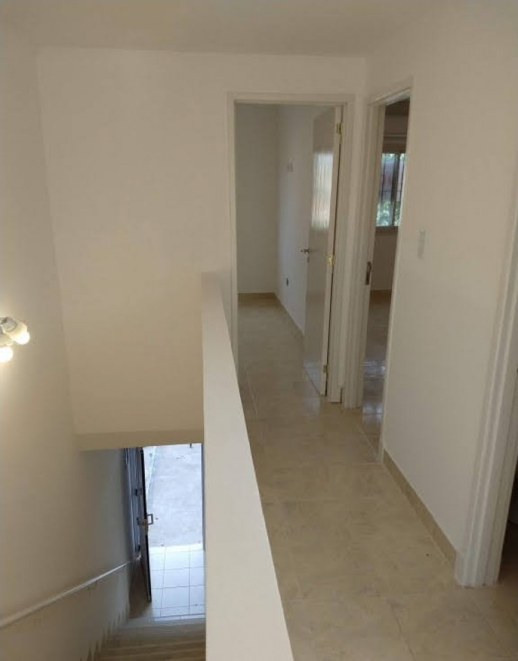 DUPLEX 3 AMBIENTES A ESTRENAR ZONA SAN JUAN-TOMA VEHICULOS EN PARTE DE PAGO!!