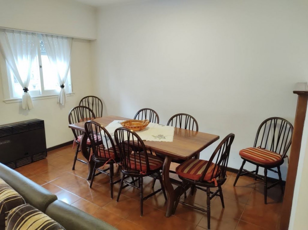 DEPARTAMENTO DE 4 AMBIENTES CON DEPENDENCIA Y COCHERA - APTO CREDITO