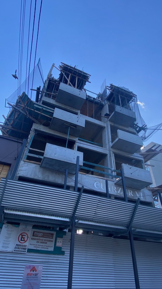 2 amb. A ESTRENAR. Con cochera-Edificio de categoria CUARZUR VI- 2do piso, frente!