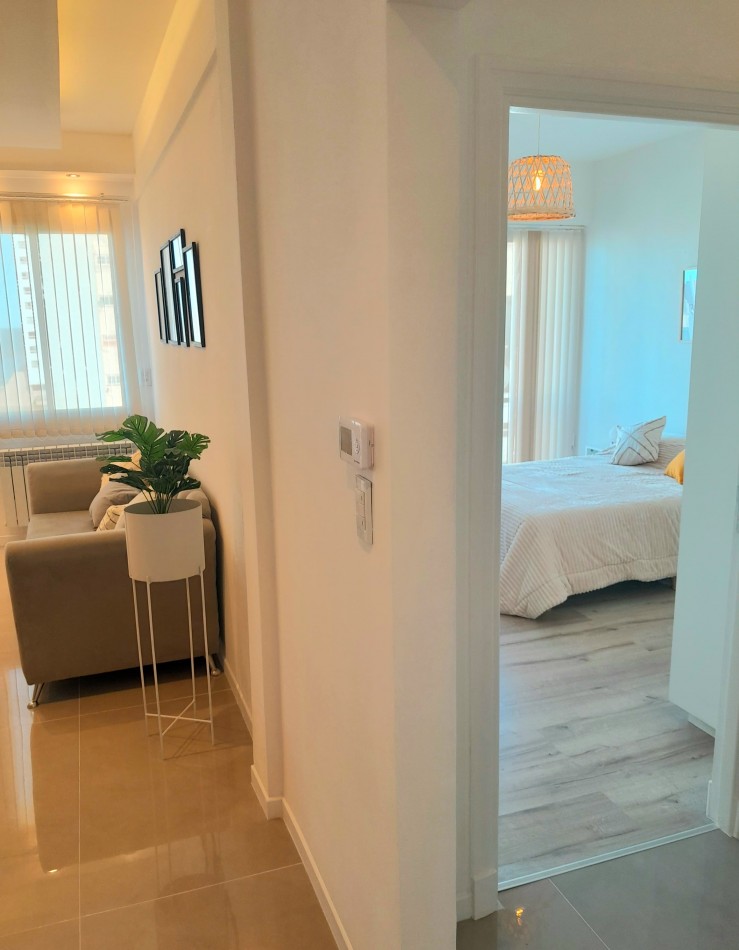 2 AMBIENTES A LA CALLE CON BALCON FRANCES - CORRIENTES 1753