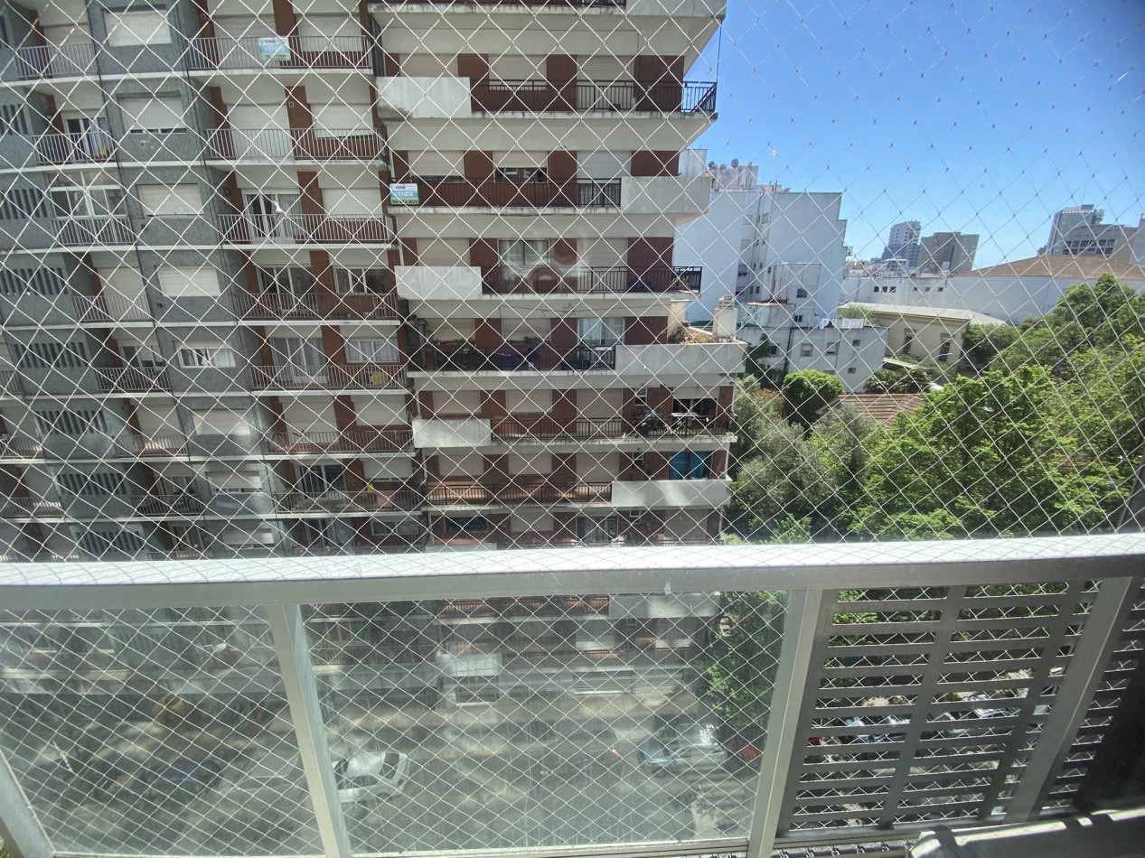 DEPARTAMENTO 2 AMBIENTES - AMOBLADO - edificio de categoria, 5to piso