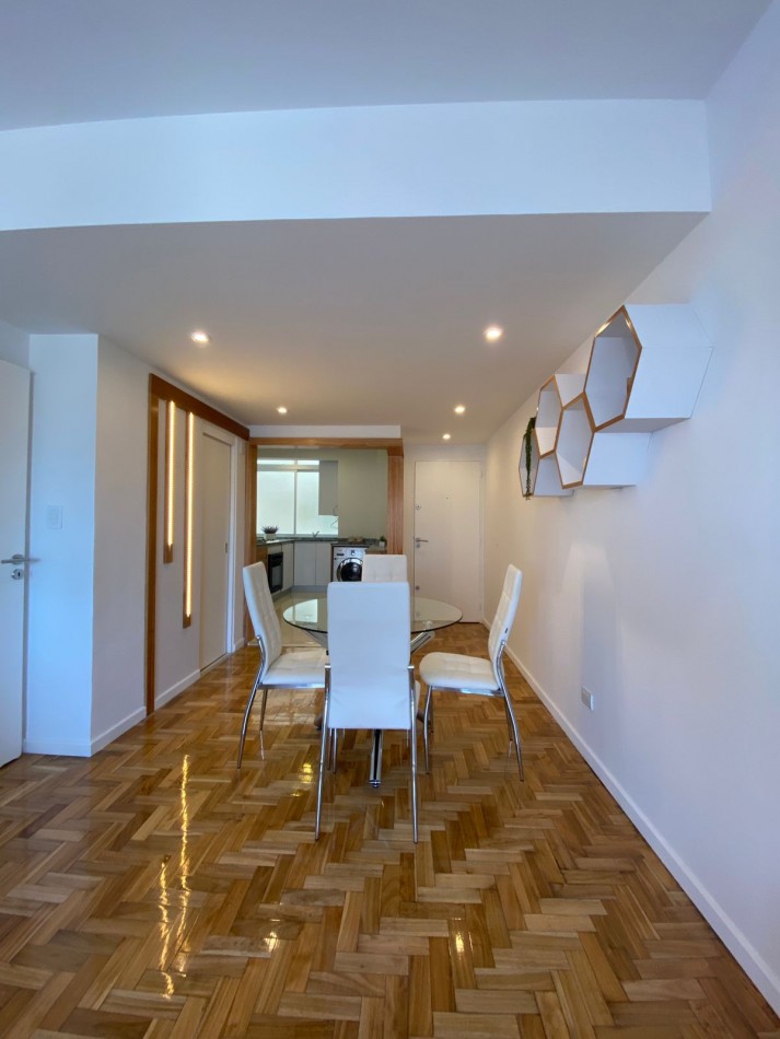 Elegante 3 Ambientes Amoblado con Balcon y Vista a la Calle