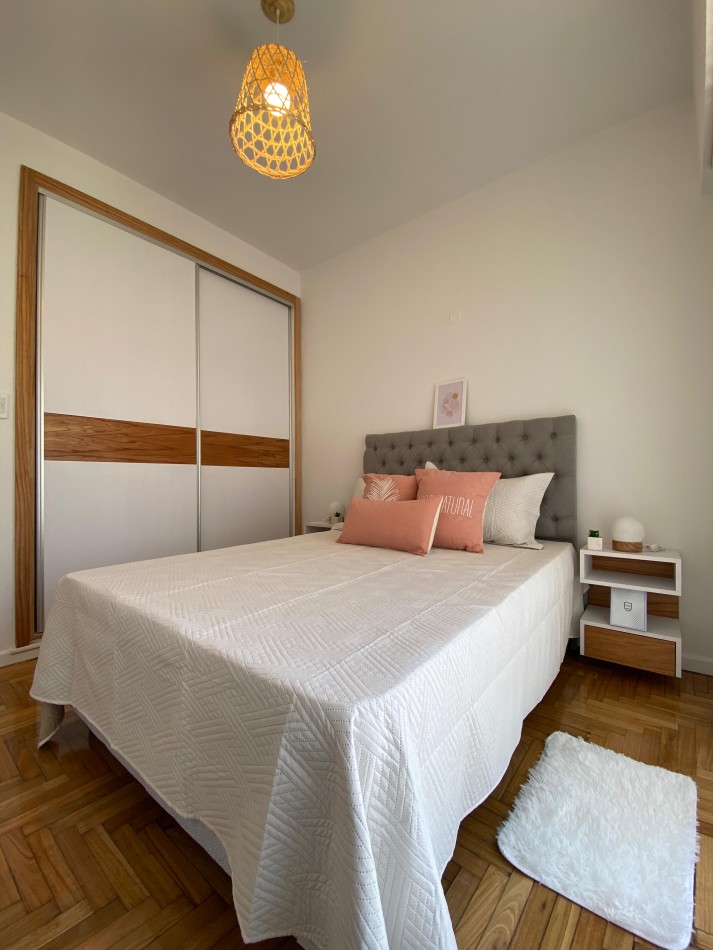 3 AMBIENTES CON BALCON A LA CALLE SOBRE AVENIDA COLON