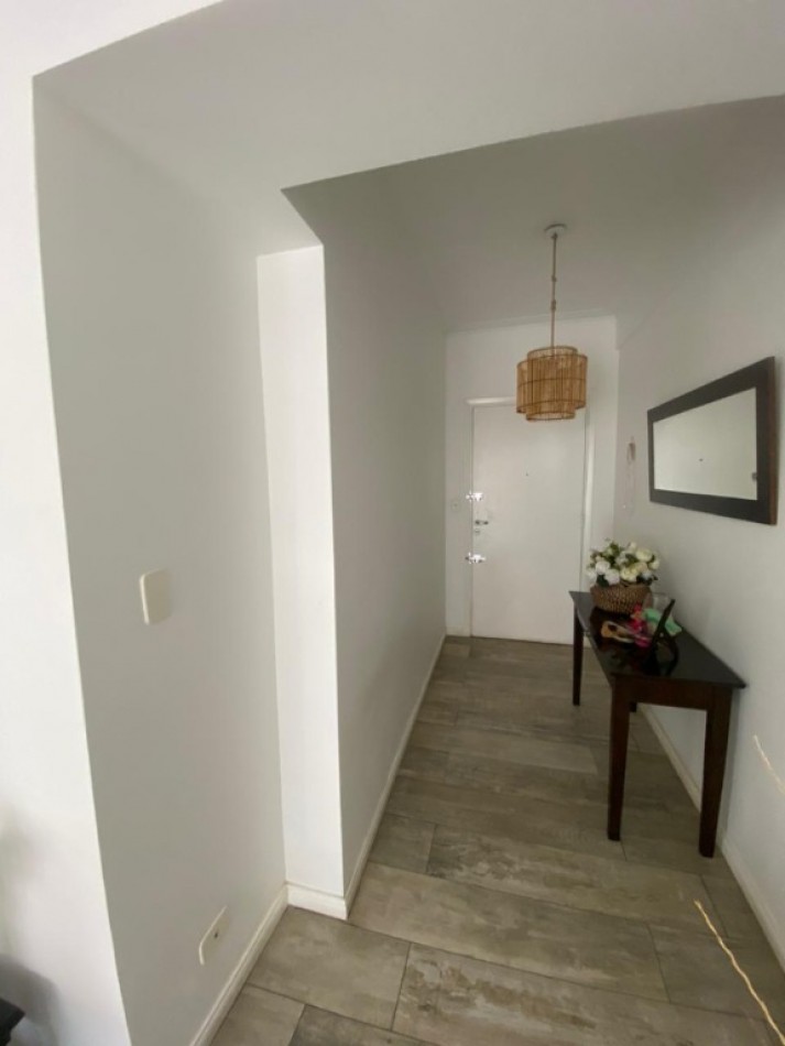 SEMIPISO 3 AMBIENTES RECICLADO CON BALCON CORRIDO