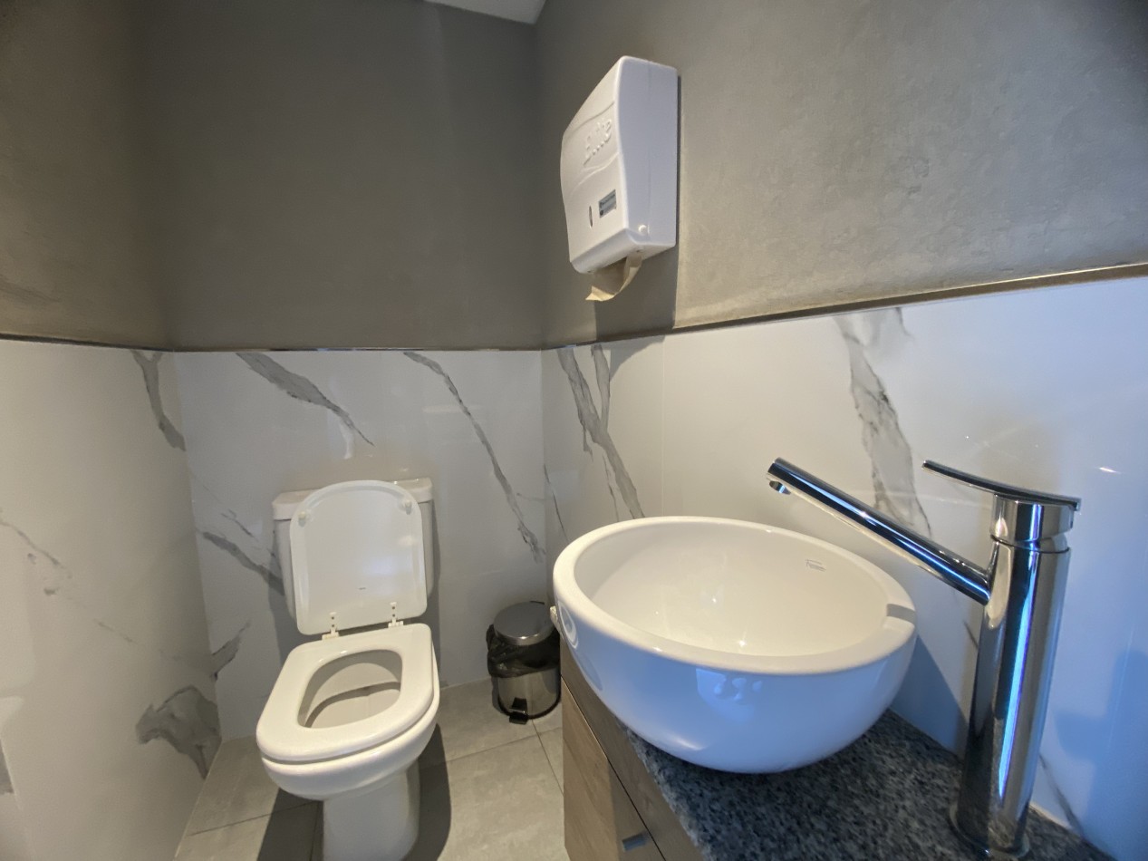MONOAMBIENTE MODERNO DE CATEGORIA A ESTRENAR EN EDIFICIO PRIMUS CON BALCON TERRAZA - FINANCIACION