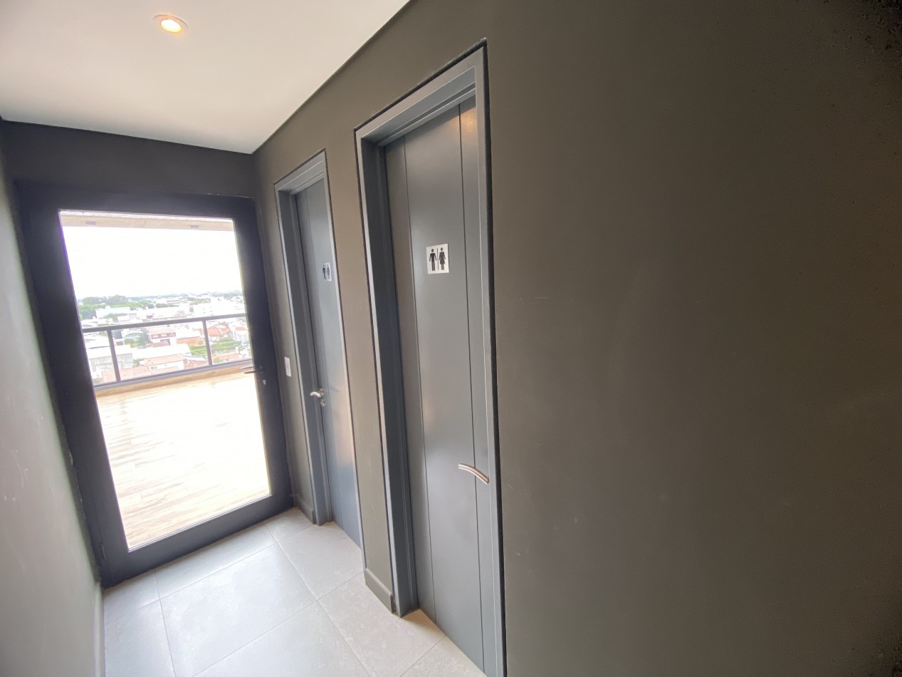 MONOAMBIENTE MODERNO DE CATEGORIA A ESTRENAR EN EDIFICIO PRIMUS CON BALCON TERRAZA - FINANCIACION