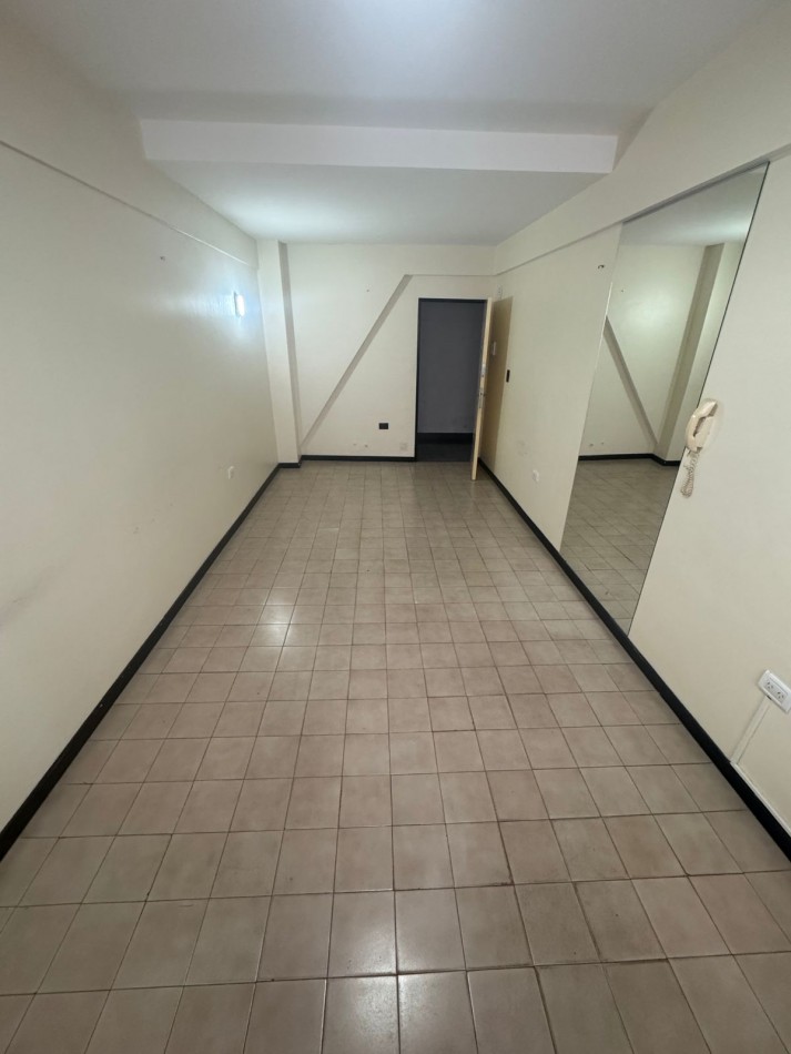 OFICINA EN ZONA CENTRO EN EDIFICIO EXCLUSIVO PARA OFICINAS