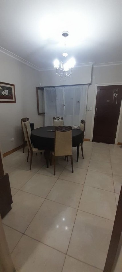 CASA 3 AMBIENTES CON PATIO Y PARQUE EN BARRIO RIVADAVIA BERNARDINO