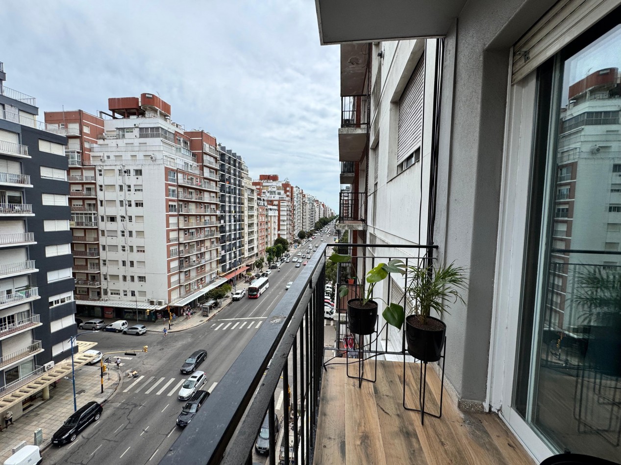 DEPARTAMENTO 3 AMBIENTES DE CATEGORIA A ESTRENAR CON BALCON A LA CALLE