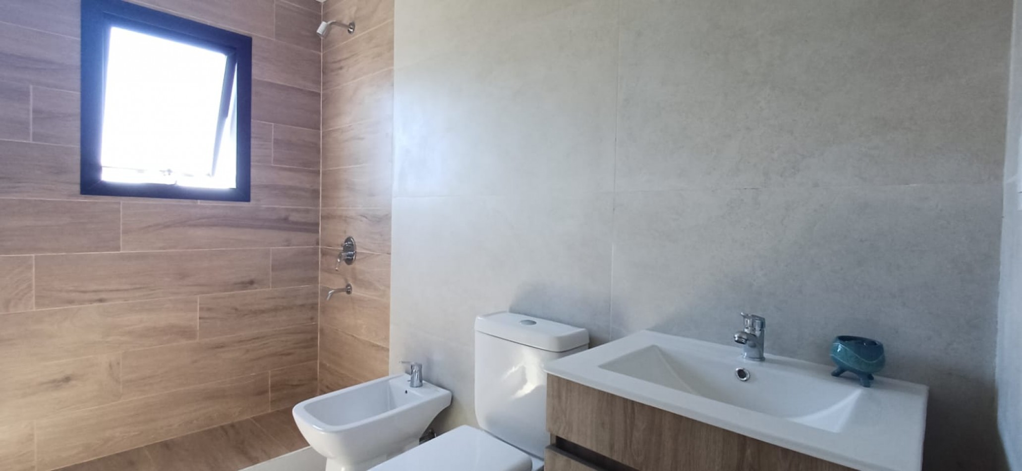 DUPLEX A ESTRENAR MODERNO Y LUMINOSO CON BALCON