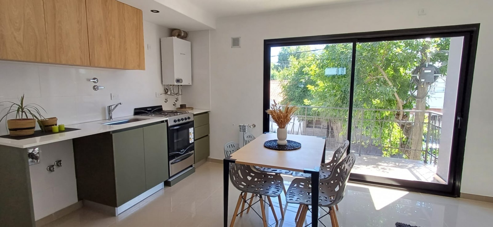 DUPLEX A ESTRENAR MODERNO Y LUMINOSO CON BALCON