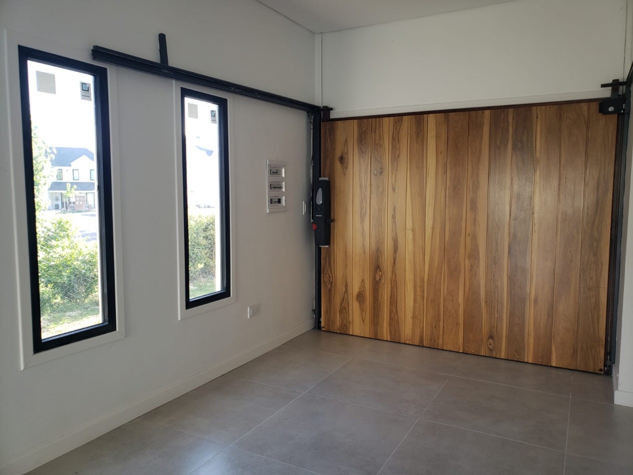EXCLUSIVA CASA A ESTRENAR DE CATEGORIA EN RUMENCO JOVEN - LOTE 149