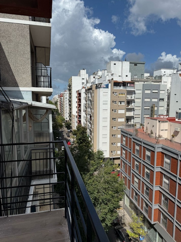 2 AMBIENTES RECICLADO CON BALCON A LA CALLE Y TOTALMENTE EQUIPADO