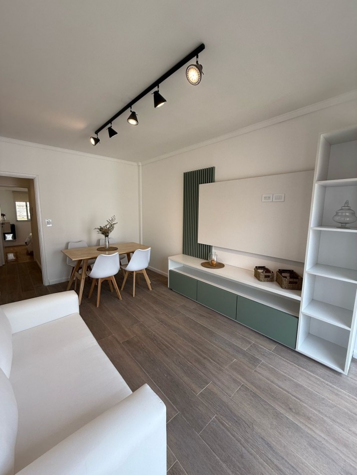 2 AMBIENTES RECICLADO CON BALCON A LA CALLE Y TOTALMENTE EQUIPADO