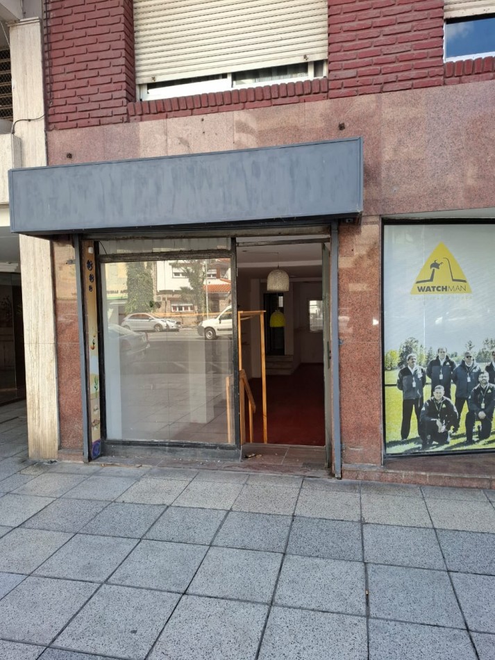 LOCAL COMERCIAL EN VENTA - UBICACION ESTRATEGICA