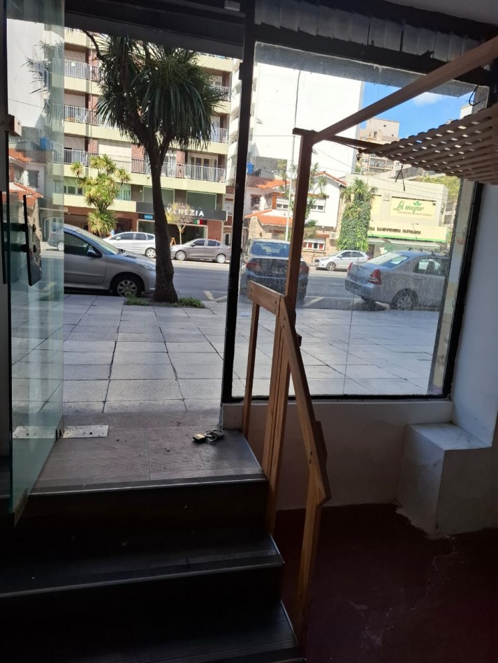 LOCAL COMERCIAL EN VENTA - UBICACION ESTRATEGICA