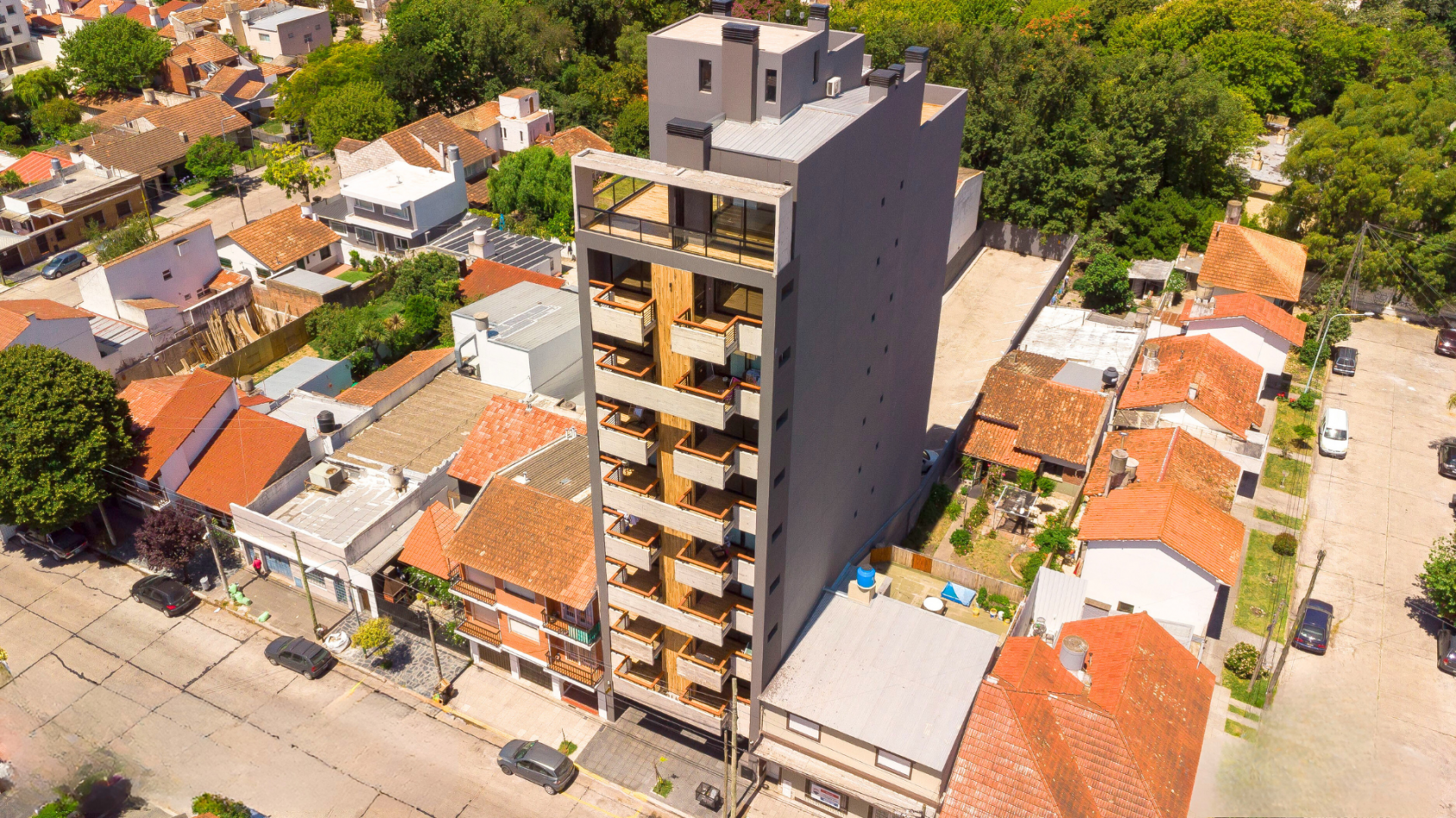 MONOAMBIENTE MODERNO DE CATEGORIA A ESTRENAR EN EDIFICIO PRIMUS CON BALCON TERRAZA - FINANCIACION