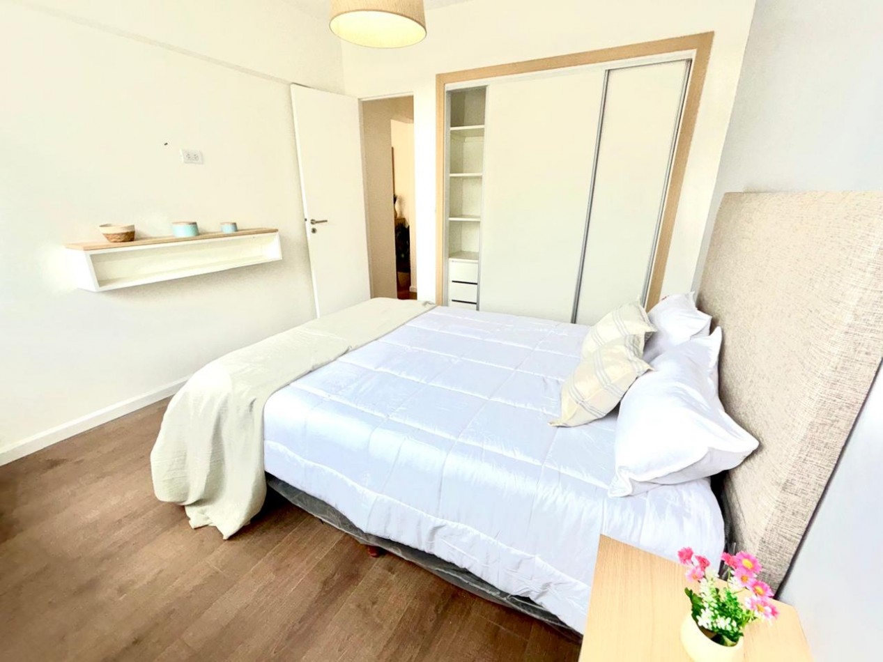 2 AMBIENTES AL FRENTE CON BALCON TERRAZA TOTALMENTE RECICLADO
