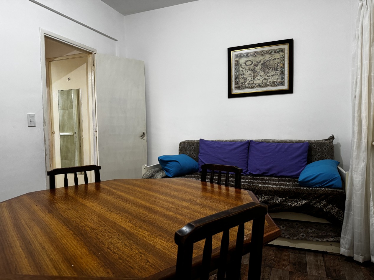 Departamento de 2 ambientes en La Perla - A metros del mar