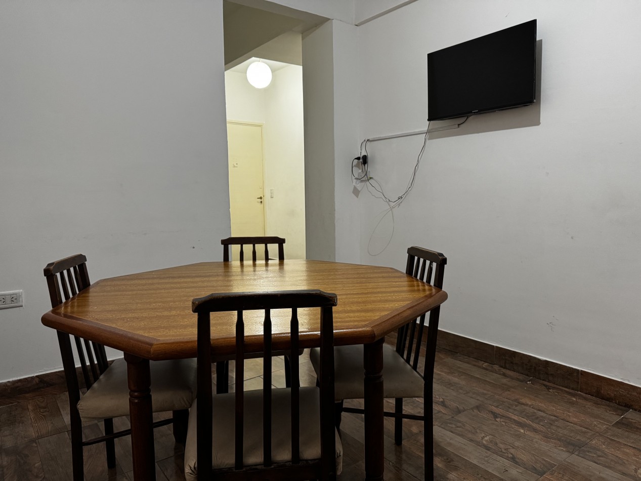 Departamento de 2 ambientes en La Perla - A metros del mar