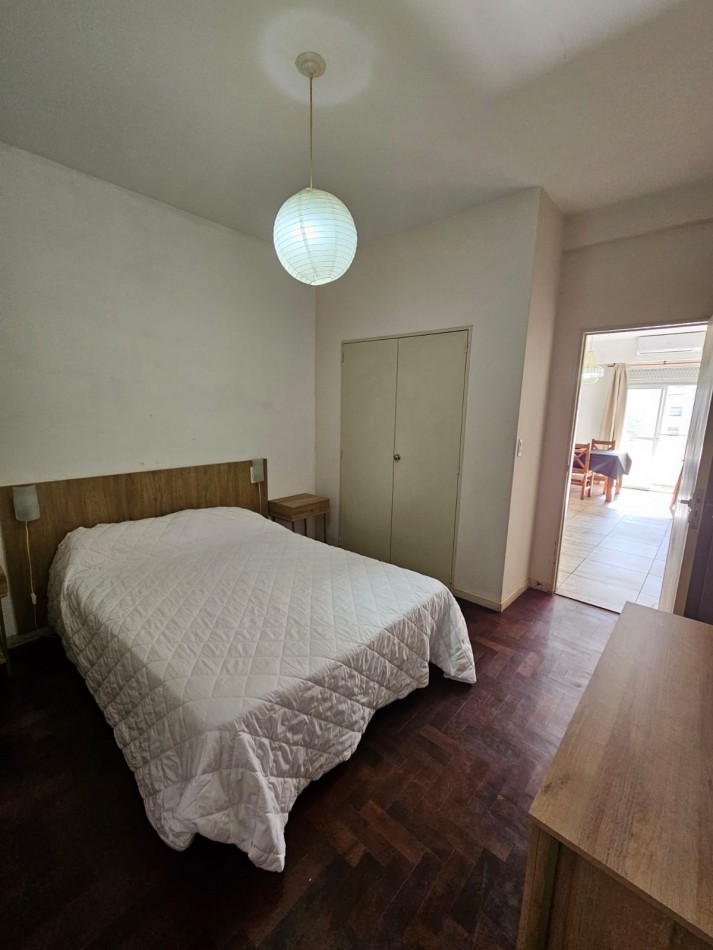 2 AMBIENTES A LA CALLE CON BALCON SALIENTE EN ZONA CENTRO - APTO CREDITO