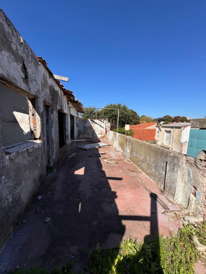 Lote con Anteproyecto en Barrio Los Troncos - Mar del Plata