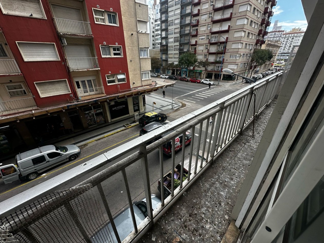 Departamento 2 Ambientes Reciclado con Balcon a la Calle - Apto Credito - Mar del Plata