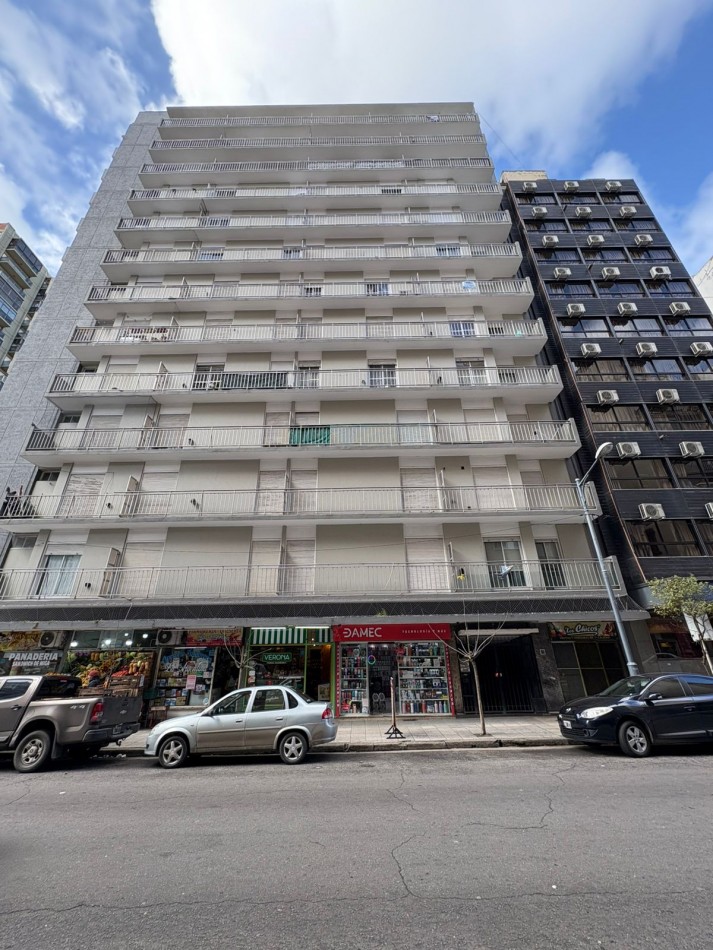 Departamento 2 Ambientes Reciclado con Balcon a la Calle - Apto Credito - Mar del Plata