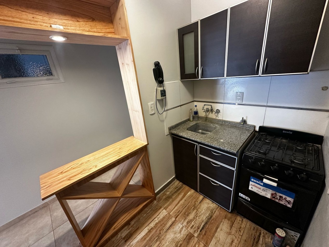 Departamento 2 Ambientes Reciclado con Balcon a la Calle - Apto Credito - Mar del Plata