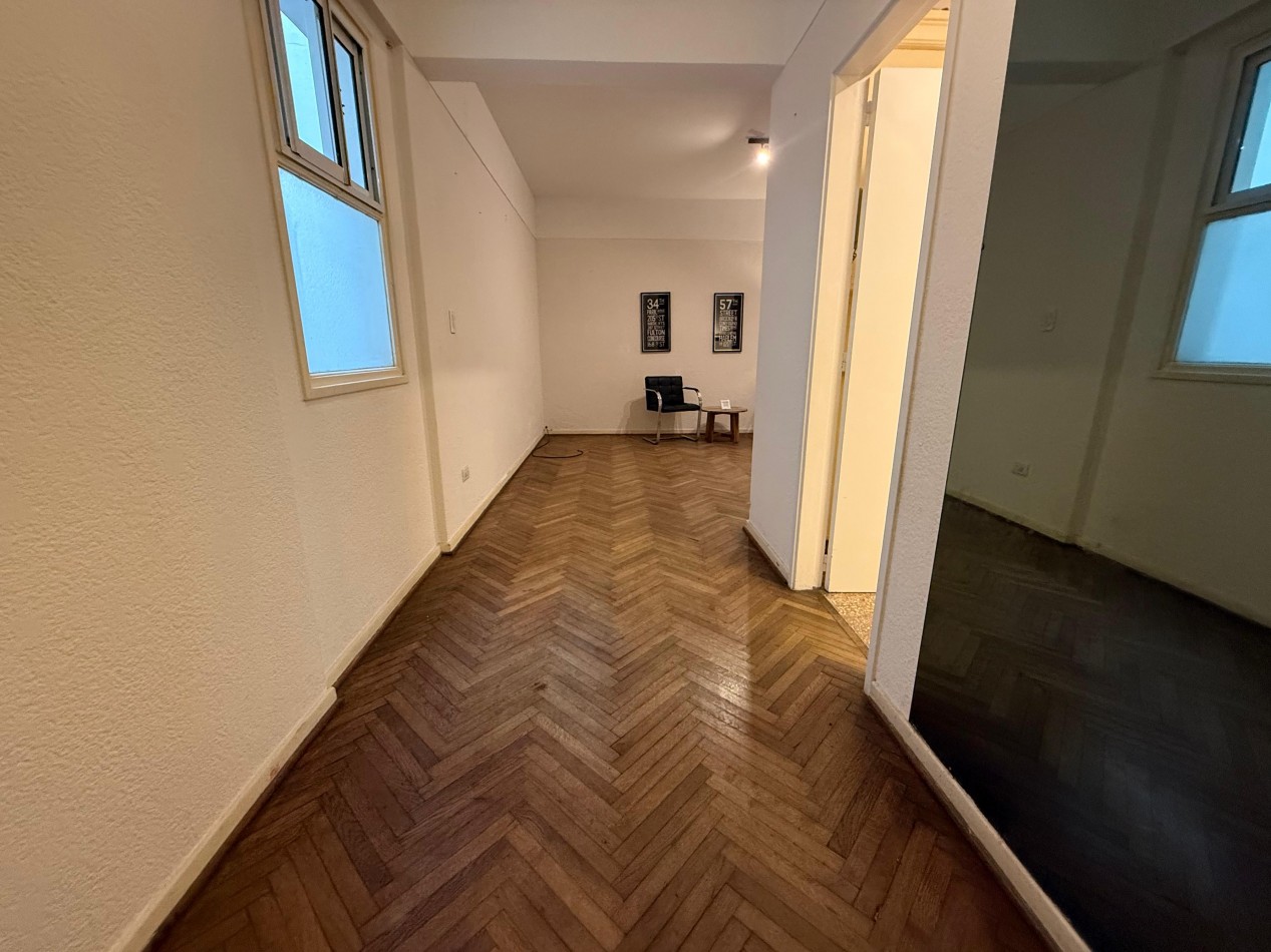 3 AMBIENTES AMPLIO CON DEPENDENCIA Y 3 BAÑOS EN EXCELENTE UBICACION