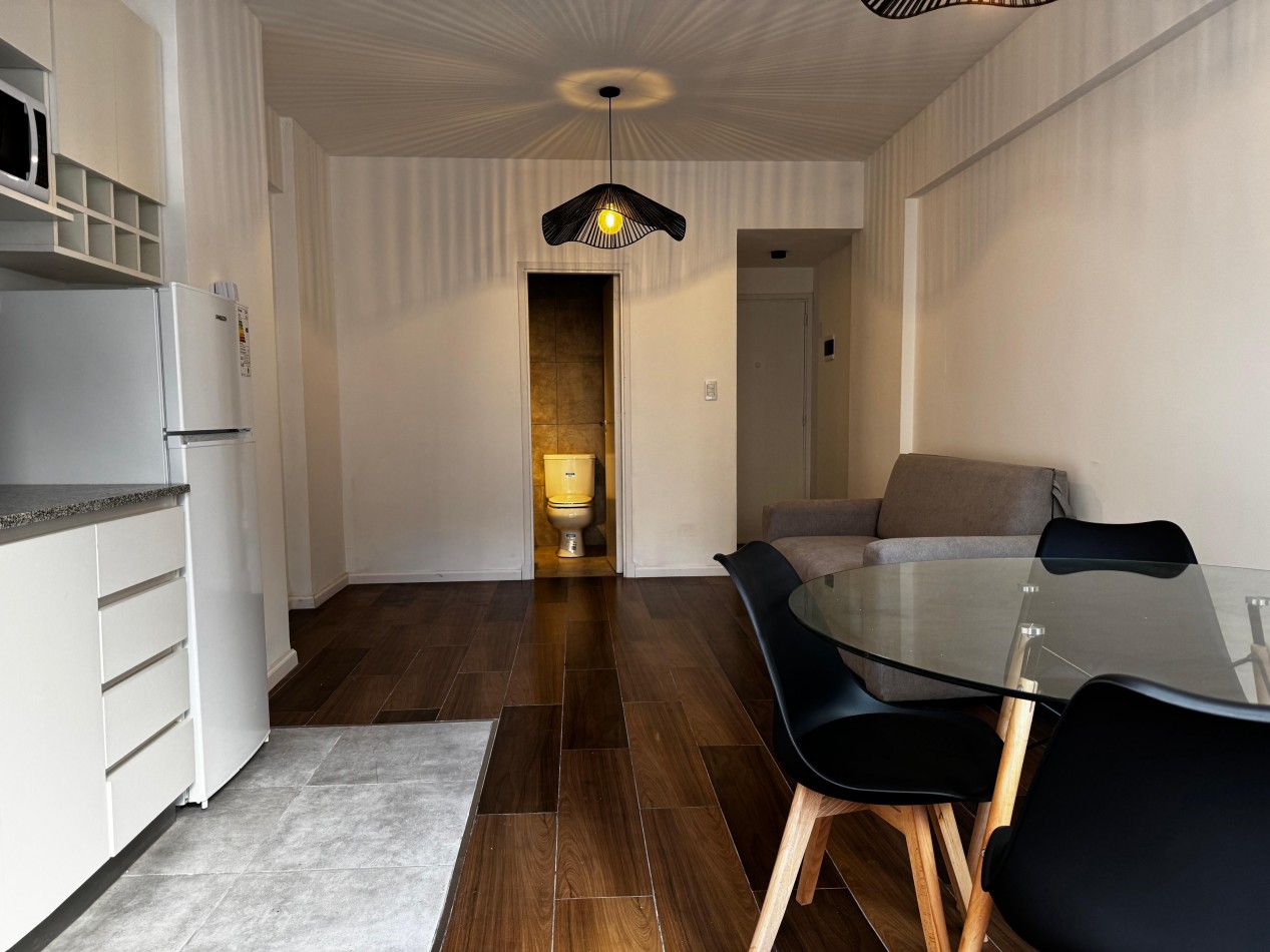 Departamento monoambiente reciclado con patio - 37 m2