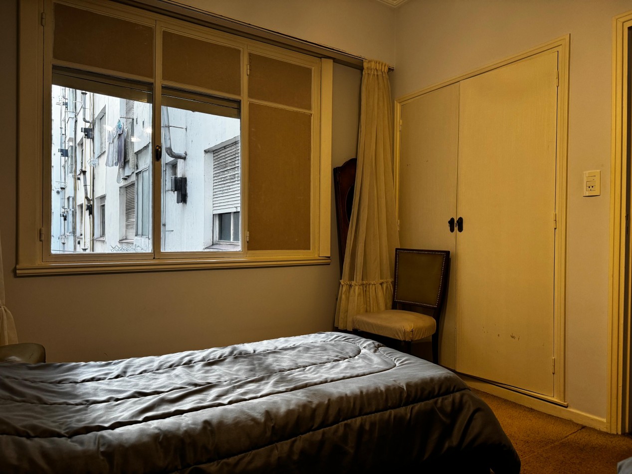 3 AMBIENTES CON BALCON AL FRENTE Y VISTA PARCIAL AL MAR EN EXCELENTE UBICACION