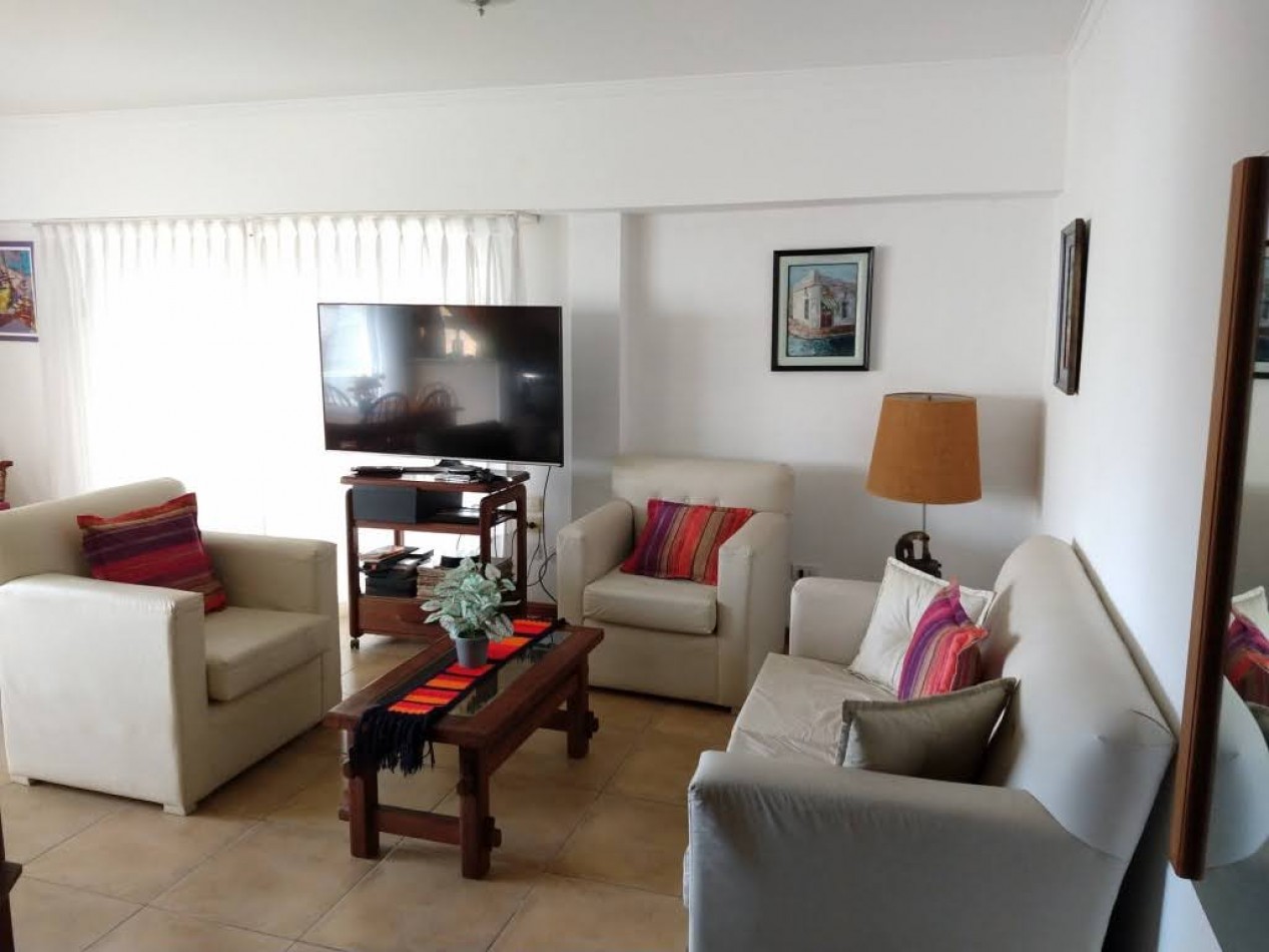 DEPARTAMENTO TIPO PENTHOUSE 4 AMBIENTES CON TERRAZA/QUINCHO/PARRILLA Y VISTA PARCIAL AL MAR EN ZONA PASEO ALDREY - APTO CREDITO