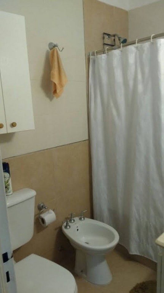 DEPARTAMENTO TIPO PENTHOUSE 4 AMBIENTES CON TERRAZA/QUINCHO/PARRILLA Y VISTA PARCIAL AL MAR EN ZONA PASEO ALDREY - APTO CREDITO