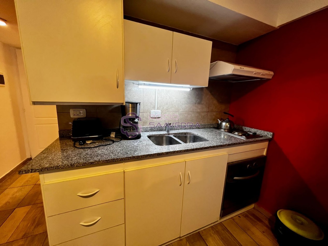 DPTO.DE UN AMBIENTE EN MUY BUENAS CONDICIONES,CON AMENITIES,EN UN 7mo.PISO.