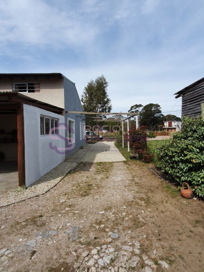CASA 3 AMB. - NUEVA ATLANTIS - VENDE/PERMUTA POR MENOR VALOR
