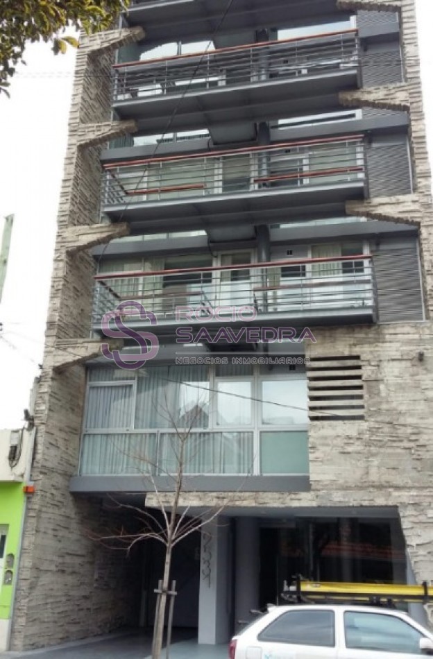 Importante piso de categoria en el conocido barrio Chauvin- Con cochera!