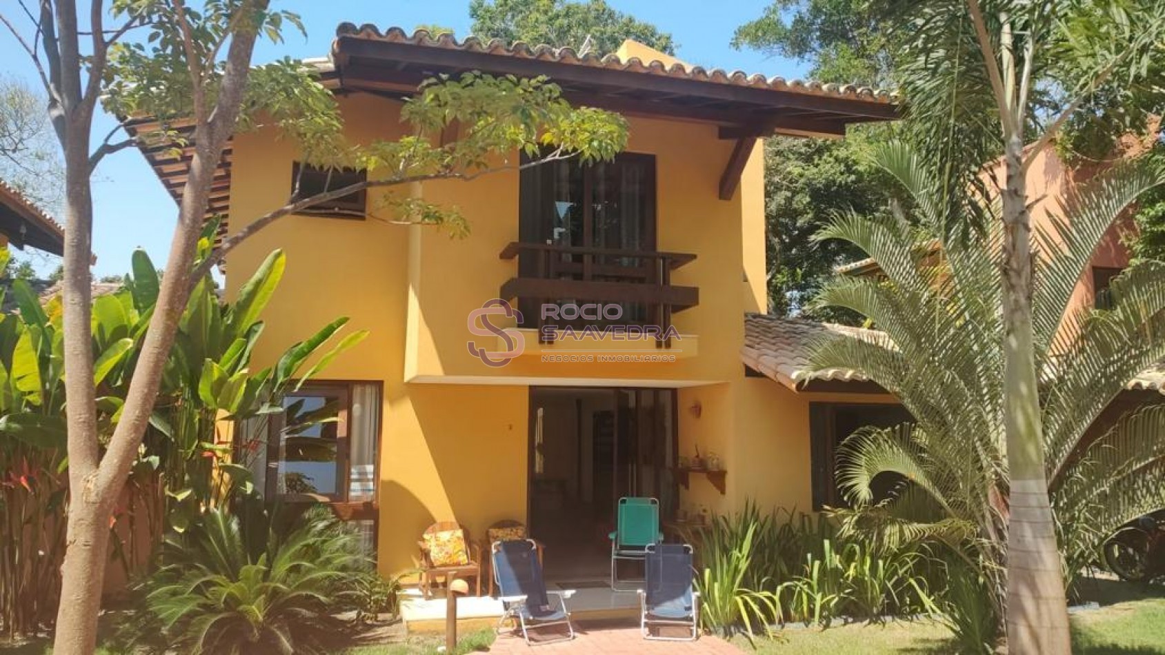 UNA HERMOSA CASA CON PISCINA EN ARRAIAL D`AJUDA-BRASIL