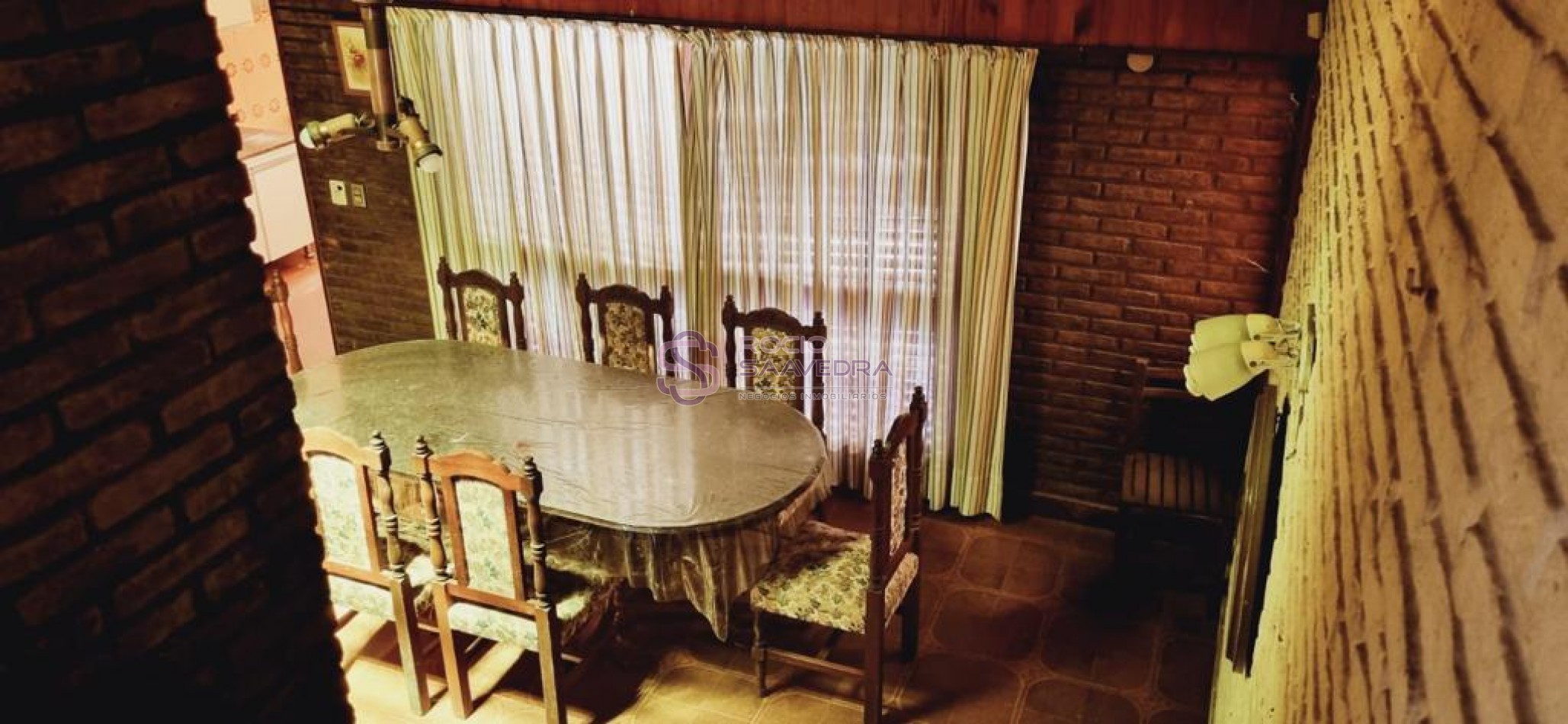 UNA AMPLIA CASA EN TERRENO PROPIO C/TODOS LOS SERVICIOS-ZONA SAN BDO.A 3 C DEL MAR!!