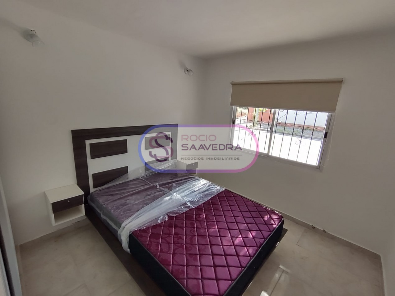 CASA UBICADA EN AMPLIO TERRENO,DE VARIOS AMBIENTES + DOS DPTOS-CON PISCINA!