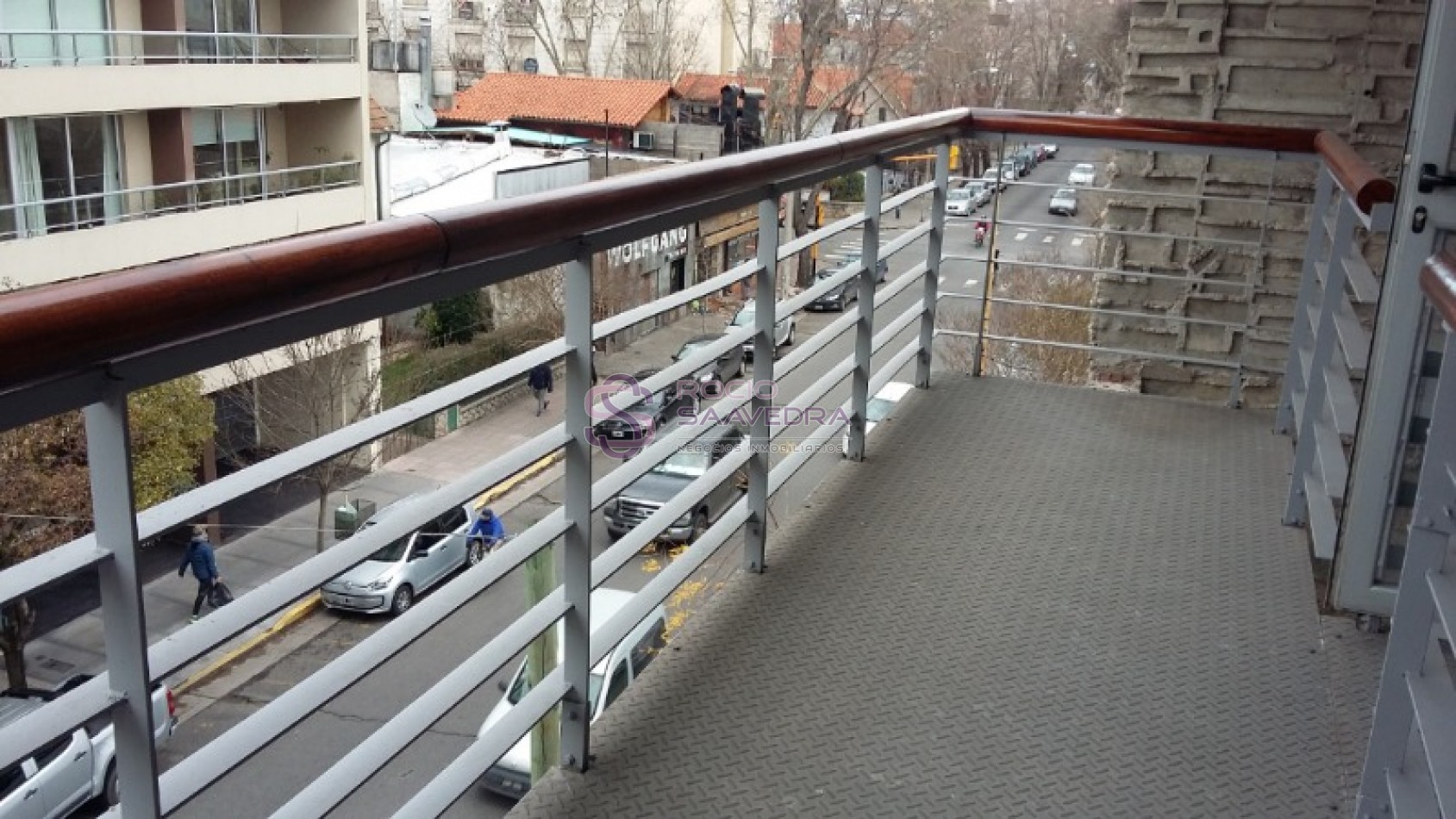 Importante piso de categoria en el conocido barrio Chauvin- Con cochera!