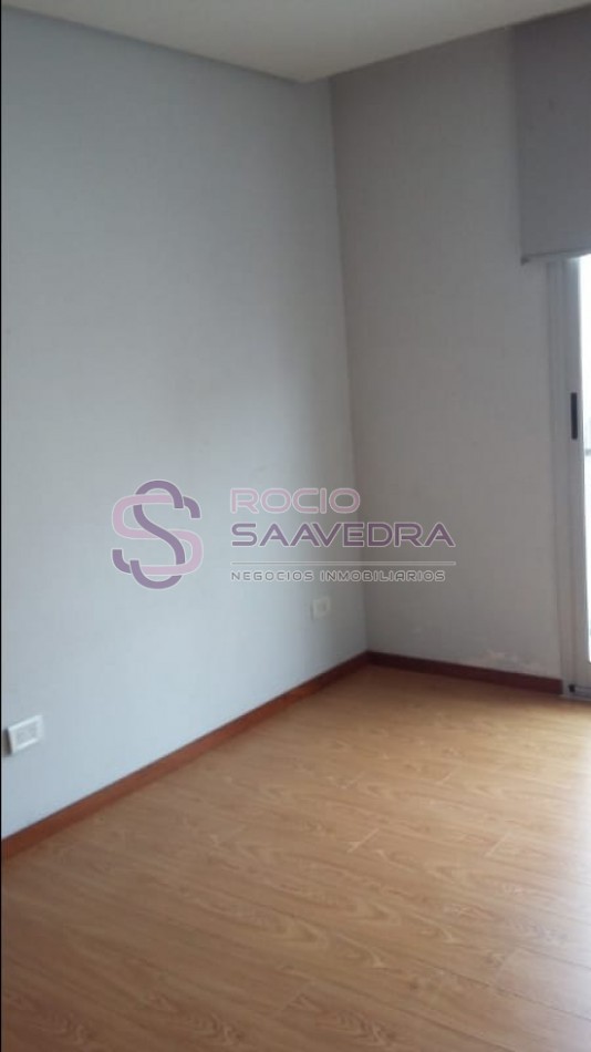 Importante piso de categoria en el conocido barrio Chauvin- Con cochera!