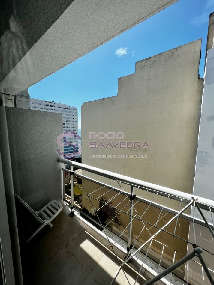 DPTO.DE UN AMBIENTE EN MUY BUENAS CONDICIONES,CON AMENITIES,EN UN 7mo.PISO.