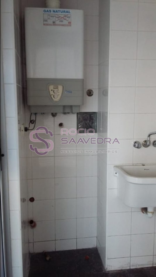 Importante piso de categoria en el conocido barrio Chauvin- Con cochera!