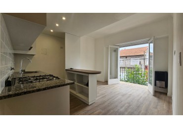2 AMBIENTES RECICLADO SIN EXPENSAS Y CON BALCON