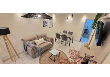 2 AMBIENTES CON BALCON A LA CALLE EN EXCELENTE UBICACION